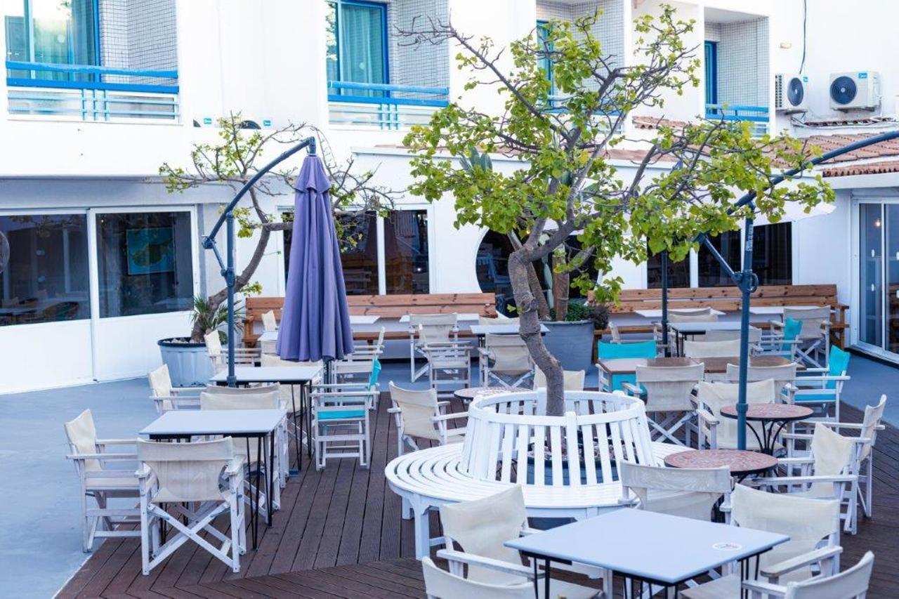 Nereus Hotel 파포스 외부 사진