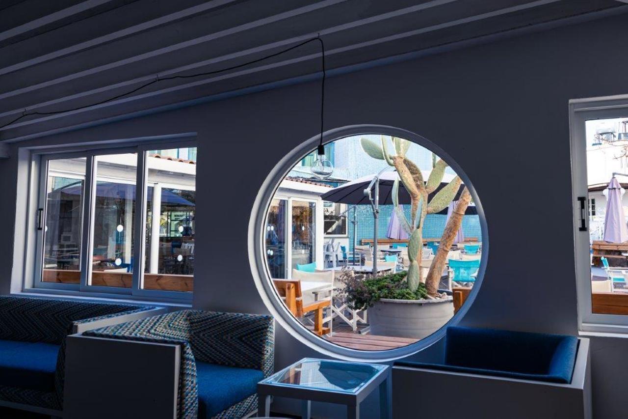Nereus Hotel 파포스 외부 사진