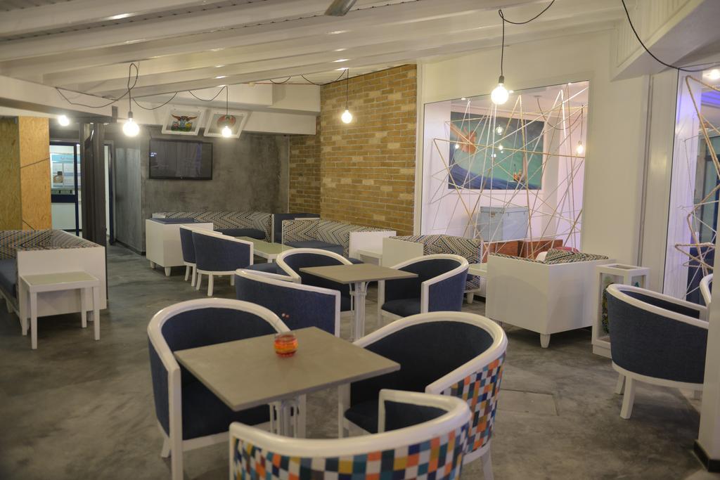 Nereus Hotel 파포스 외부 사진