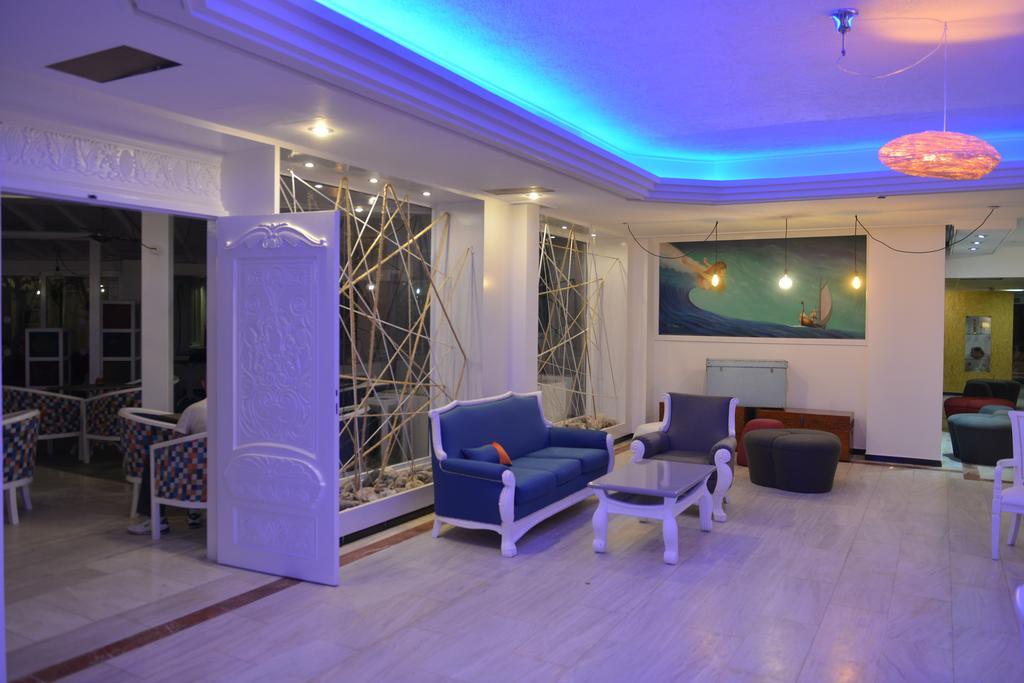 Nereus Hotel 파포스 외부 사진
