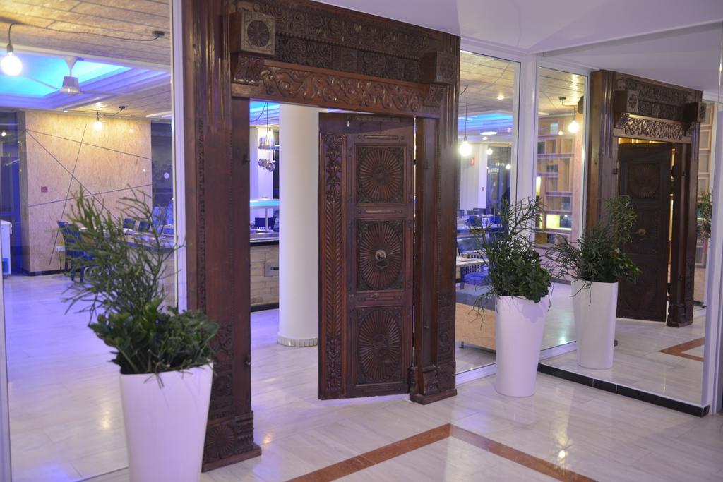Nereus Hotel 파포스 외부 사진